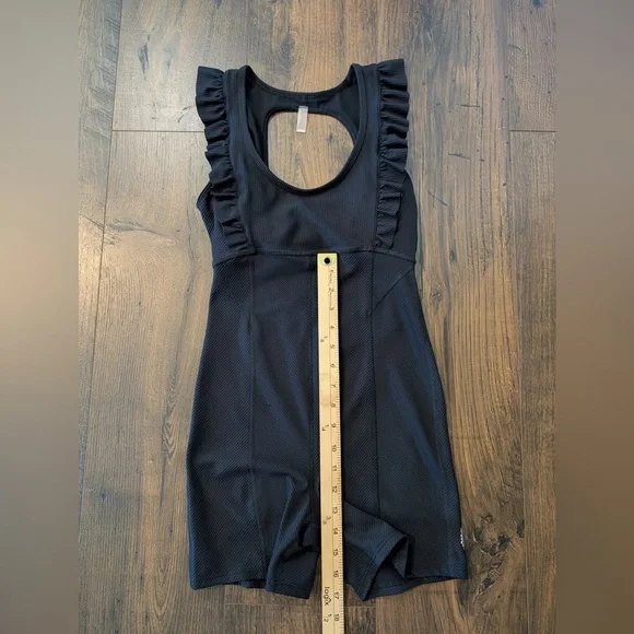 Free People Movement Ruffle Me Up Shortie Black Size XS - Picture 12 of 13